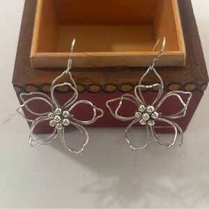 Vintage 925 Sterling Silver Artisan handcrafted Lotus 🪷 Wire Dangle Earrings